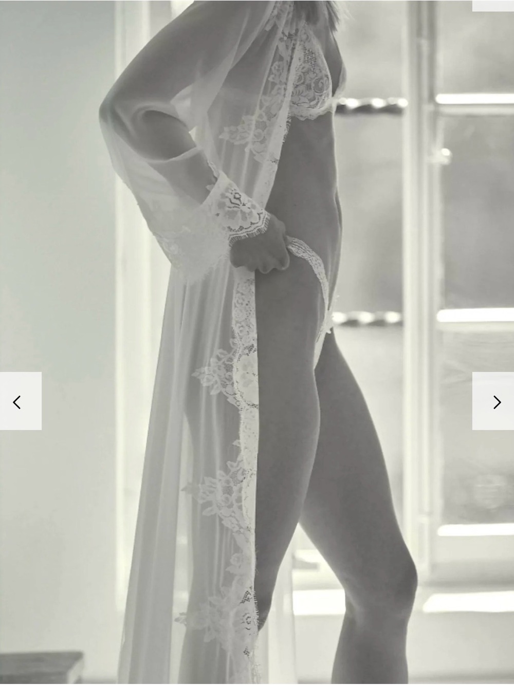 Homebodii Helena Lace Robe